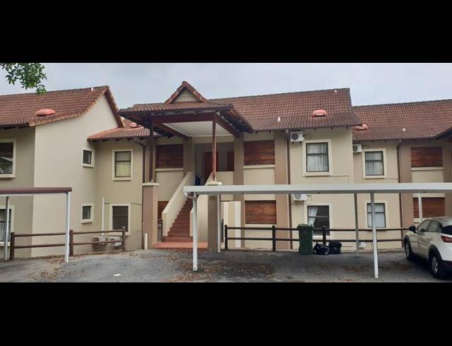 2 BEDROOM APARTMENT FOR SALE IN MARGATE BEACH